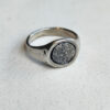 טבעת חותם עם מטבע כסף גולמי